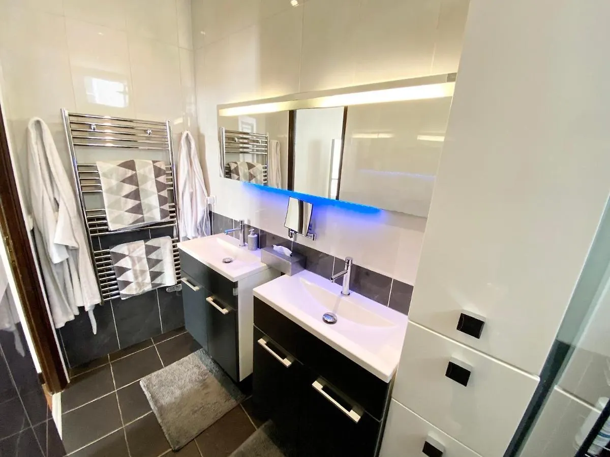 Apartment Appartement Moderne - Champs Elysees Haussmann Paris