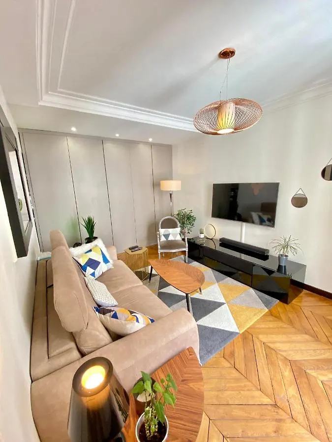 Appartement Moderne - Champs Elysees Haussmann Paris