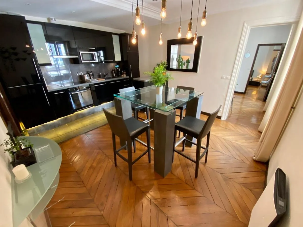 Apartment Appartement Moderne - Champs Elysees Haussmann Paris France